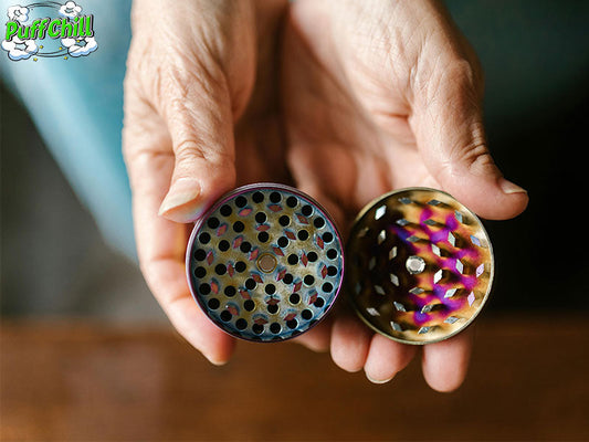 pink-grinder-and-rolling-tray-2