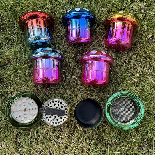 PuffChillin™ - 4 Layer Mushroom Shaped Herb Grinder