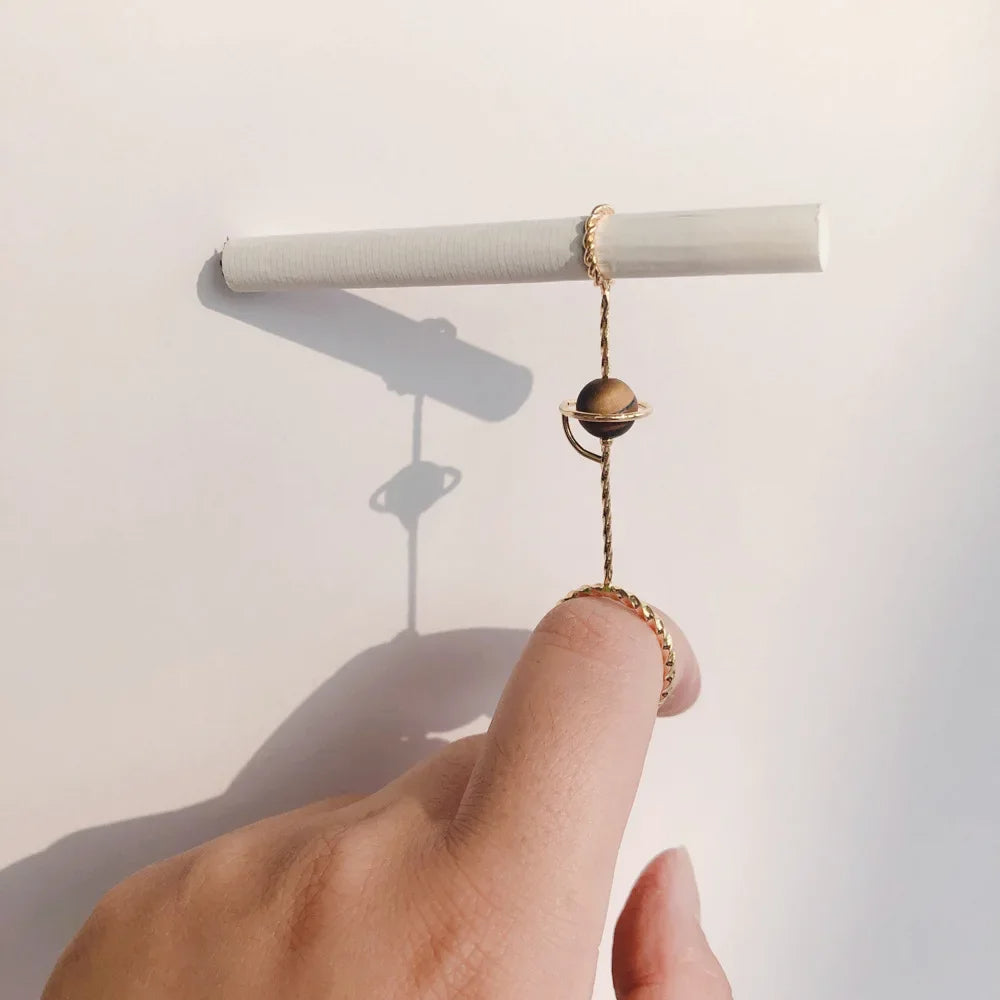 PuffChillin™ - Cigarette Smoking Finger Holder